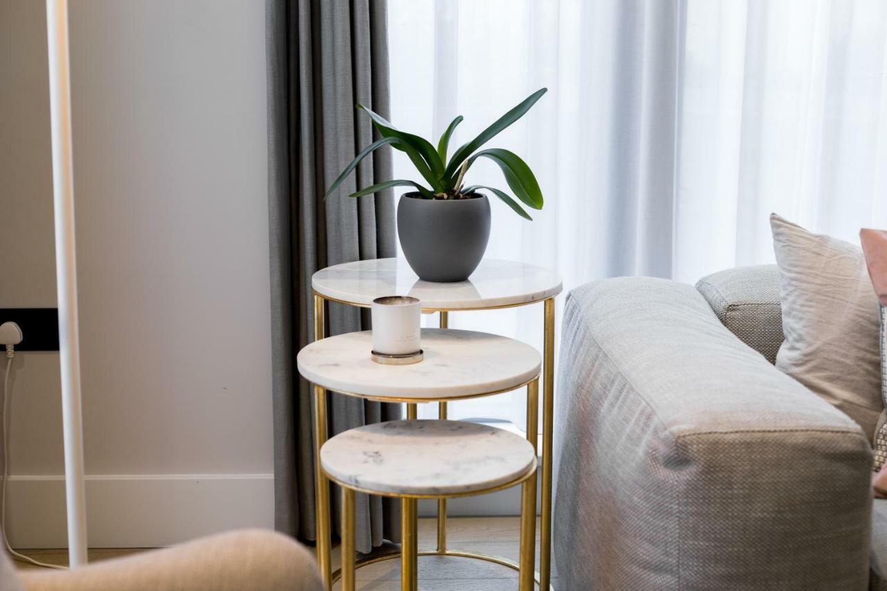 VI Castle Lane Apartment London Ngoại thất bức ảnh